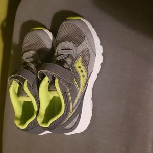 Boys Size 12.5 wide Saucony Sneakers
